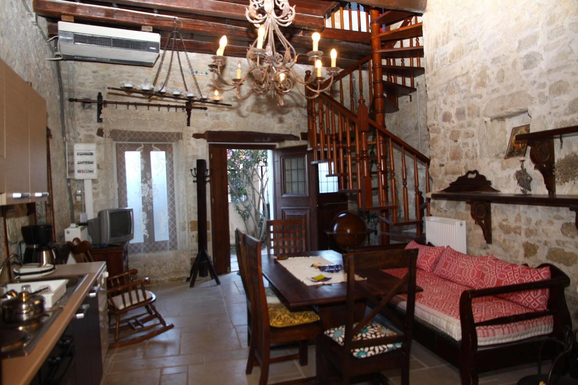 Traditional Cretan Houses,Agios Myronas Luaran gambar